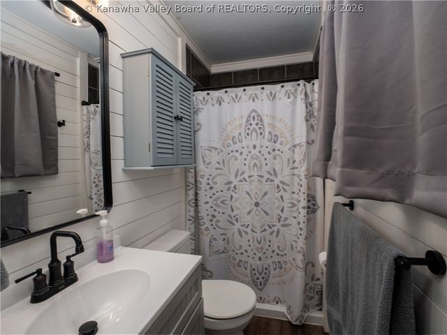 5011 Tipperary Street, Charleston, WV 25313