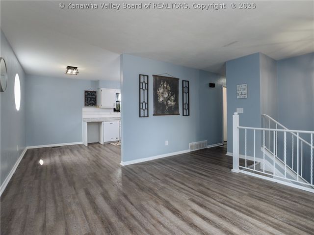 5011 Tipperary Street, Charleston, WV 25313