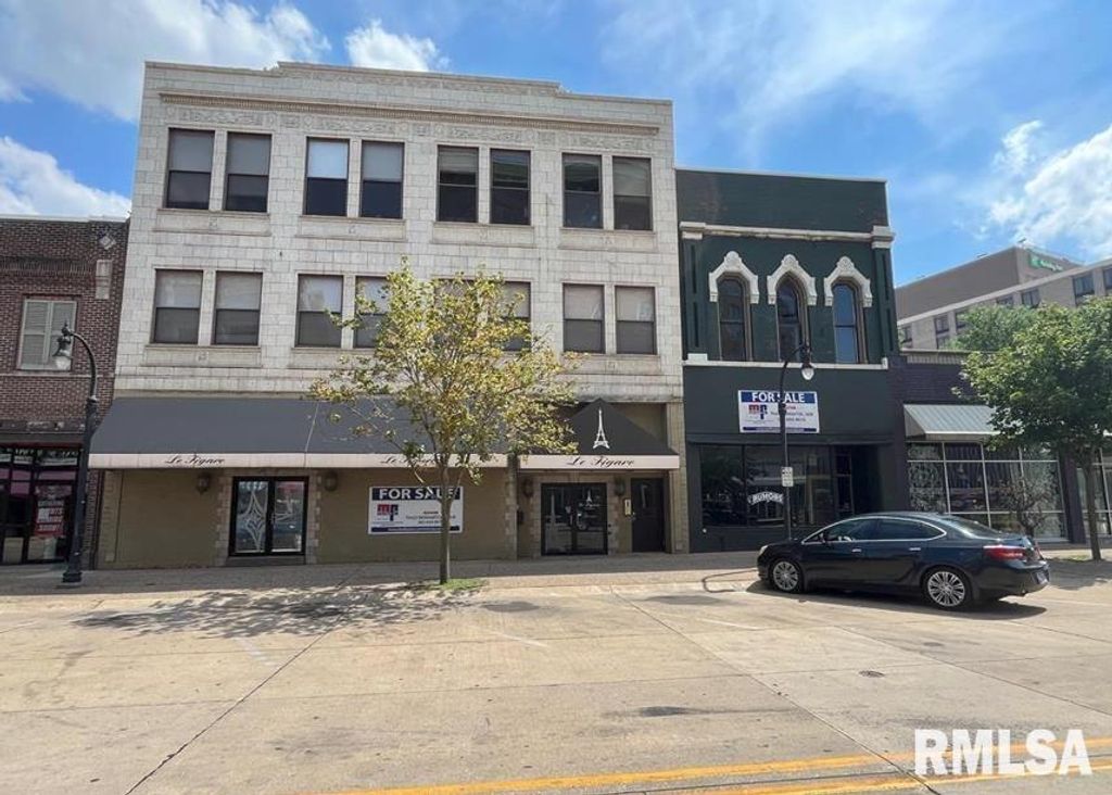 1710 2ND Avenue, Rock Island, IL 61201