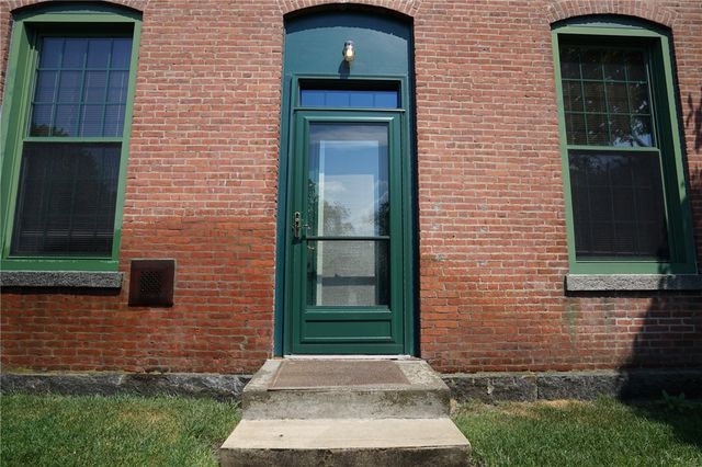 300 Front Street 114, Pawtucket, RI 02860