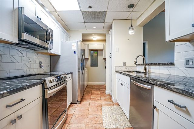300 Front Street 114, Pawtucket, RI 02860