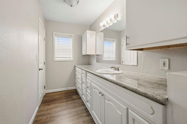 1930 Redway Lane, Houston, TX 77062