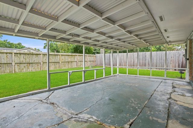 1930 Redway Lane, Houston, TX 77062