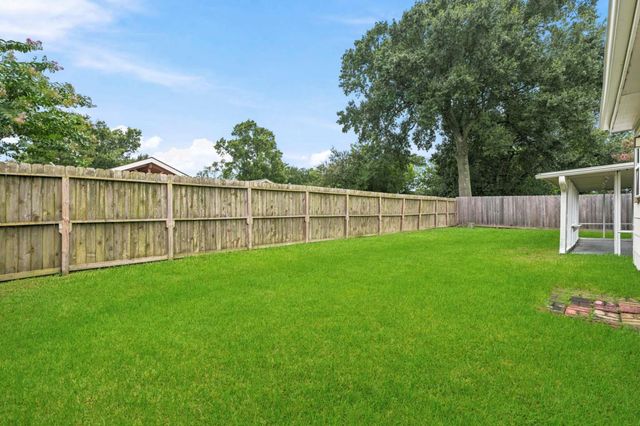1930 Redway Lane, Houston, TX 77062