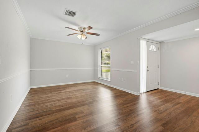 1930 Redway Lane, Houston, TX 77062