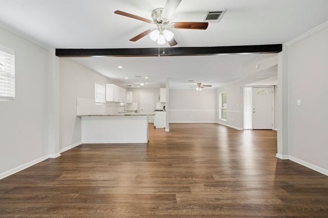 1930 Redway Lane, Houston, TX 77062