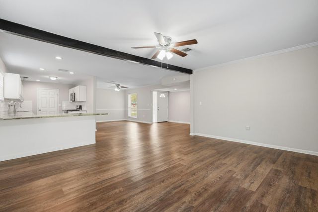 1930 Redway Lane, Houston, TX 77062