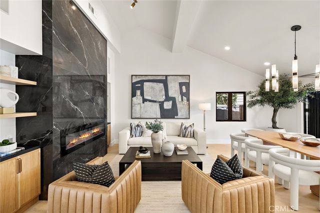 1700 Port Ashley, Newport Beach, CA 92660