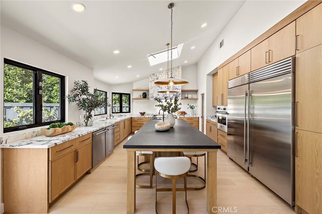 1700 Port Ashley, Newport Beach, CA 92660