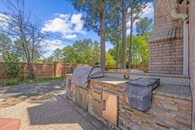 5206 Summer Snow Drive, Houston, TX 77041