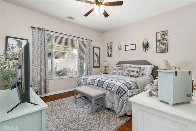 19493 Tor Hill, Apple Valley, CA 92308