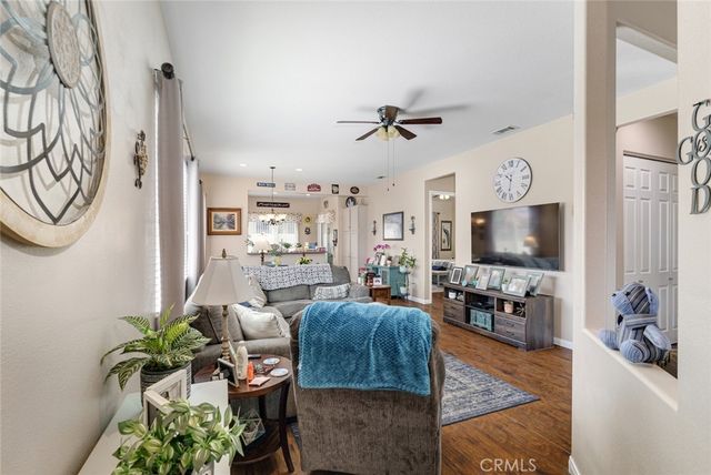 19493 Tor Hill, Apple Valley, CA 92308