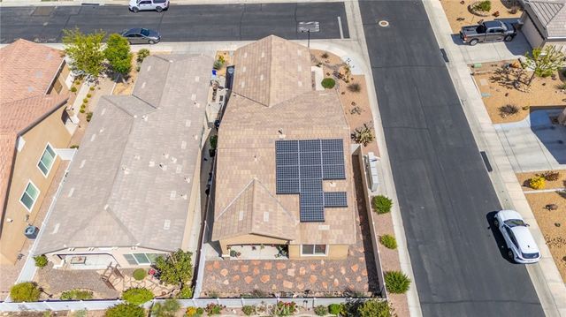 19493 Tor Hill, Apple Valley, CA 92308