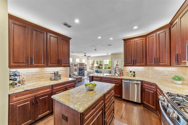 1410 Christine Drive, Allen, TX 75002