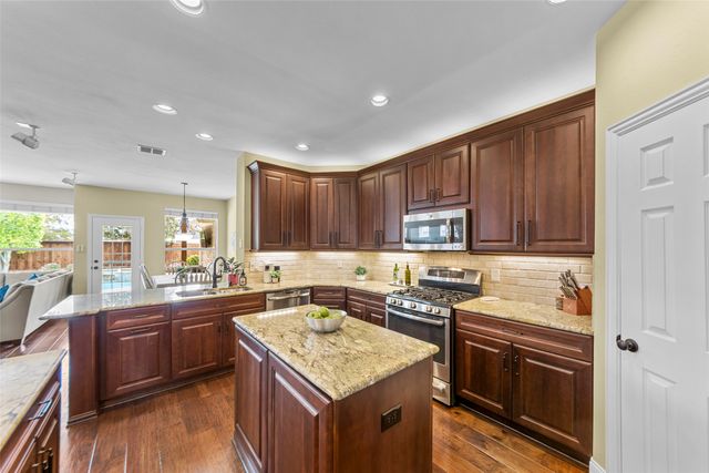 1410 Christine Drive, Allen, TX 75002