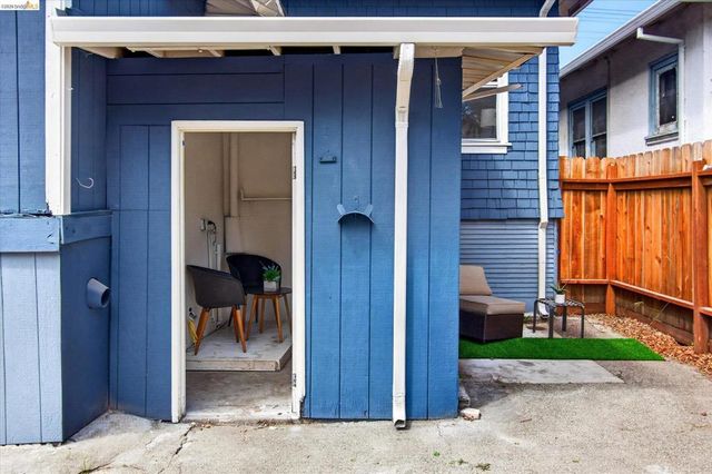 1538 Ashby Ave, Berkeley, CA 94703