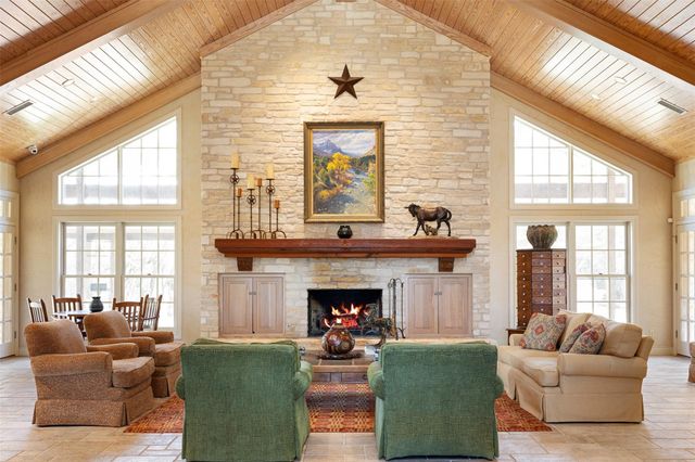1580 County Road 377, Caldwell, TX 77836