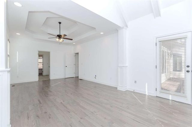 4234 Quail Creek Drive, Flowery Branch, GA 30542