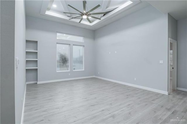 6514 N La Villita Street, Edinburg, TX 78542