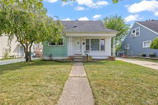 28627 Bridge Street, Garden City, MI 48135