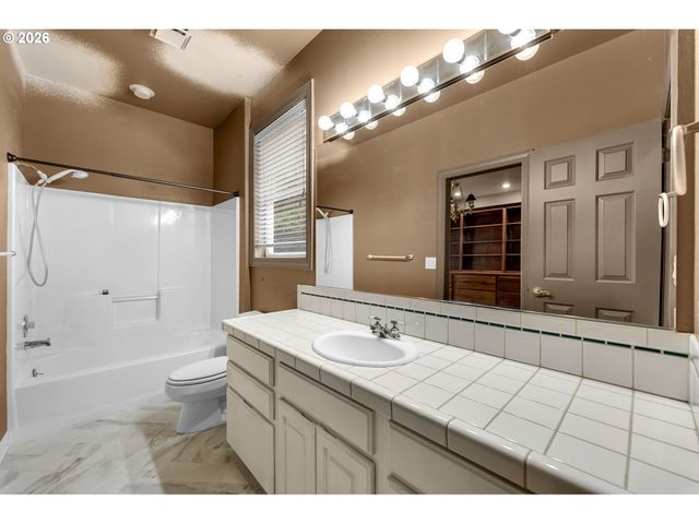13315 Nw 36TH Ave, Vancouver, WA 98685