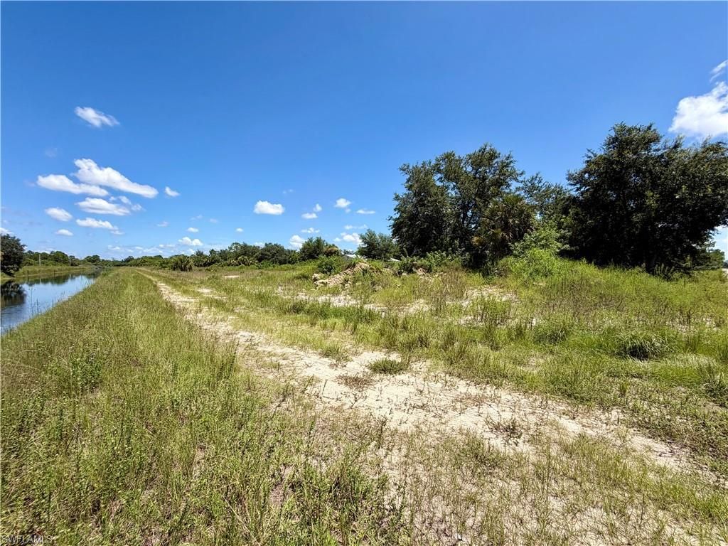 7968 22nd TER, LABELLE, FL 33935 — photo 2
