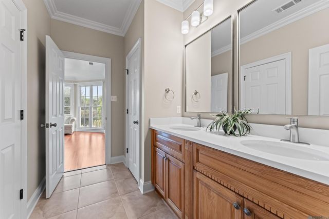 15425 Victory Hill Ct, Baton Rouge, LA 70810