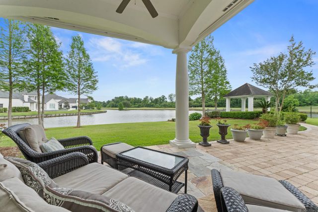 15425 Victory Hill Ct, Baton Rouge, LA 70810