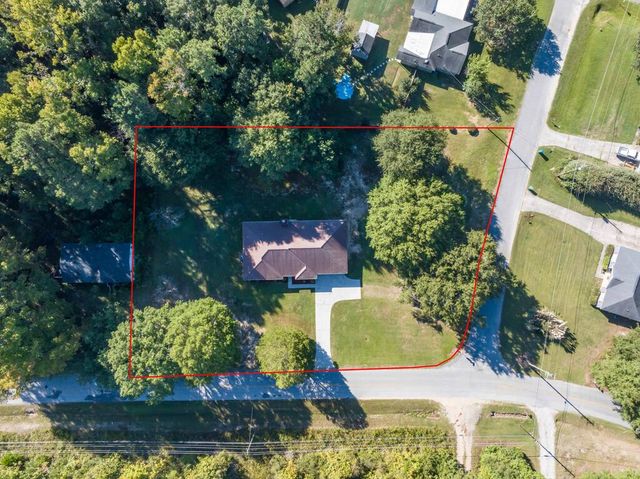 2566 Lamb Road, Smiths Station, AL 36877