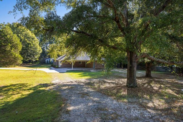2566 Lamb Road, Smiths Station, AL 36877
