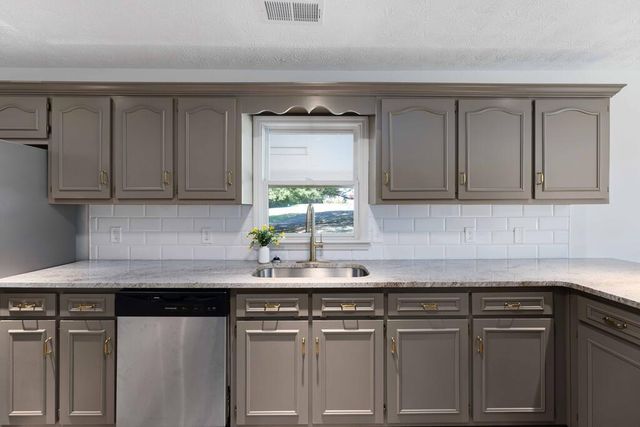2566 Lamb Road, Smiths Station, AL 36877