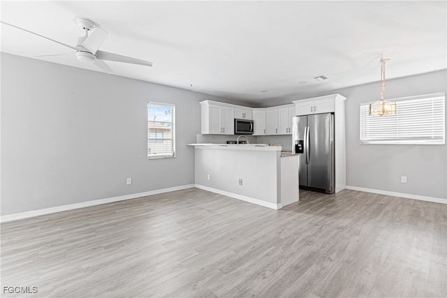 1031 SE 8th TER 2H, Cape Coral, FL 33990