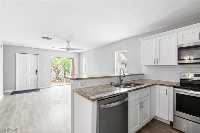 1031 SE 8th TER 2H, Cape Coral, FL 33990