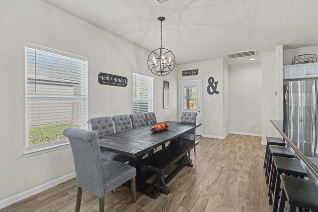 186 N Village Cove Loop, Livingston, TX 77351