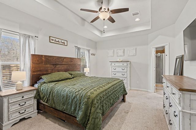 186 N Village Cove Loop, Livingston, TX 77351