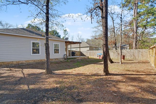 186 N Village Cove Loop, Livingston, TX 77351