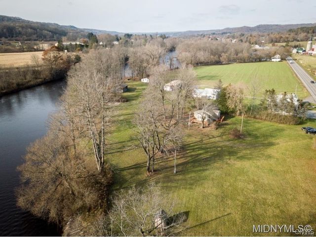 5575 State Route 28, Newport, NY 13416
