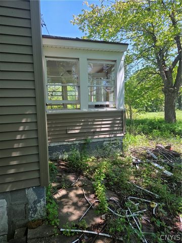 5575 State Route 28, Newport, NY 13416