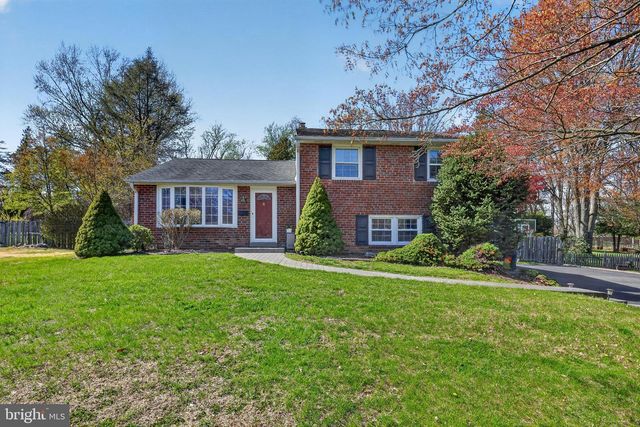 305 SOMERSET PL, Wallingford, PA 19086
