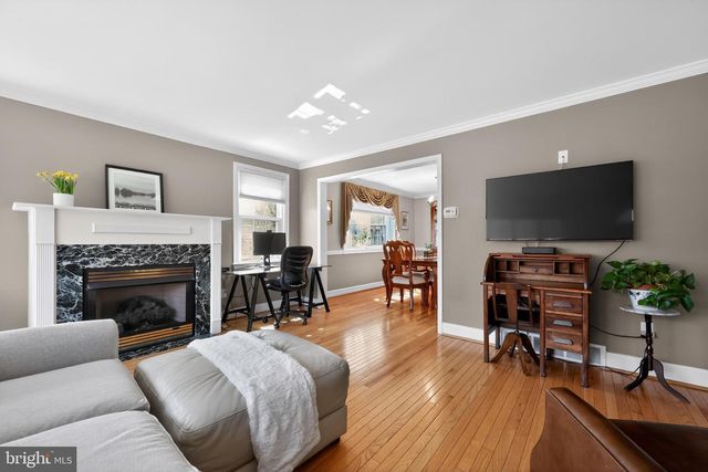 305 SOMERSET PL, Wallingford, PA 19086
