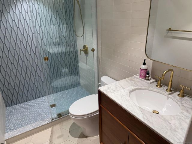 8055 Cinnabar Dr, La Mesa, CA 91941