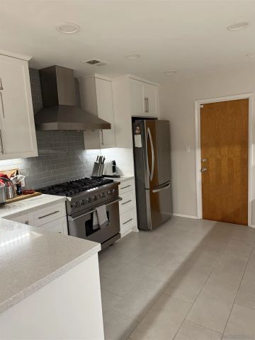 8055 Cinnabar Dr, La Mesa, CA 91941