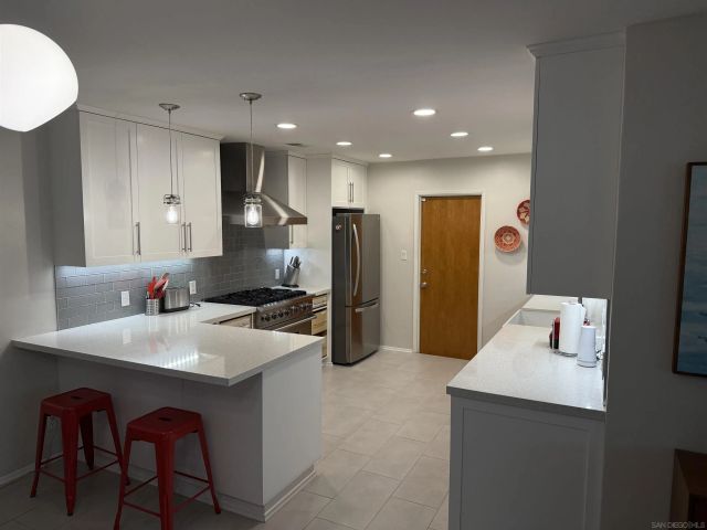 8055 Cinnabar Dr, La Mesa, CA 91941