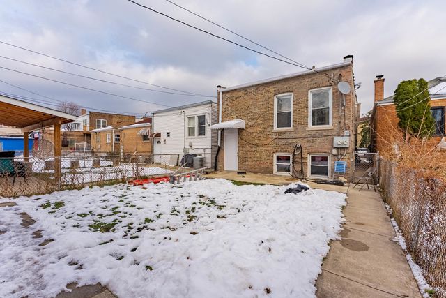 2426 S Central Avenue, Cicero, IL 60804