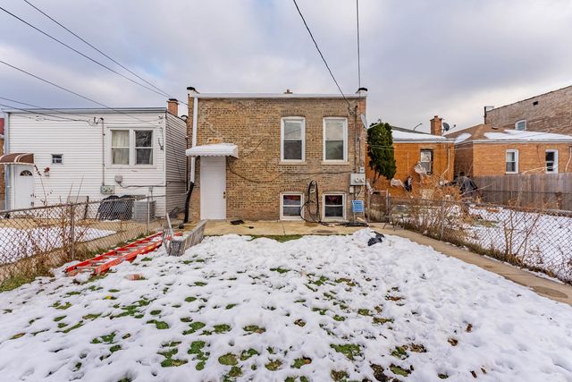 2426 S Central Avenue, Cicero, IL 60804