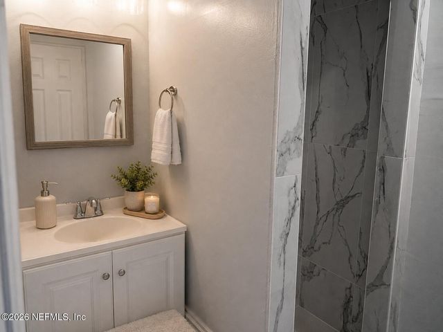 8004 DELAWARE Avenue, Jacksonville, FL 32208