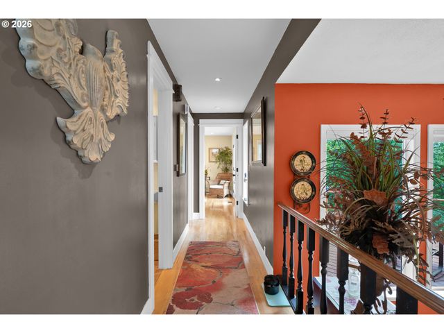 6027 VIEW Loop, Florence, OR 97439