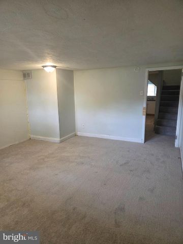2037 NAPFLE AVE, Philadelphia, PA 19152