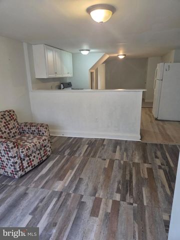2037 NAPFLE AVE, Philadelphia, PA 19152