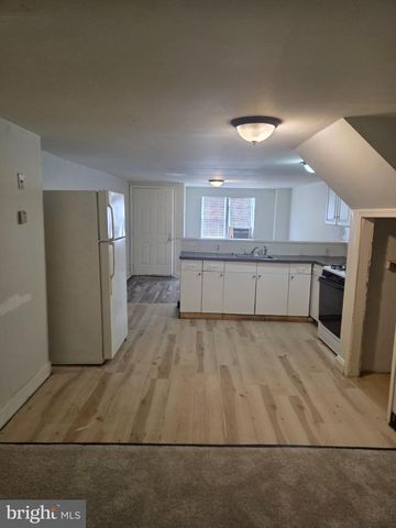 2037 NAPFLE AVE, Philadelphia, PA 19152